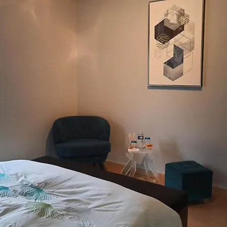 Les Des 4 Vents - Doubles à L'étage Habitación en casa particular *